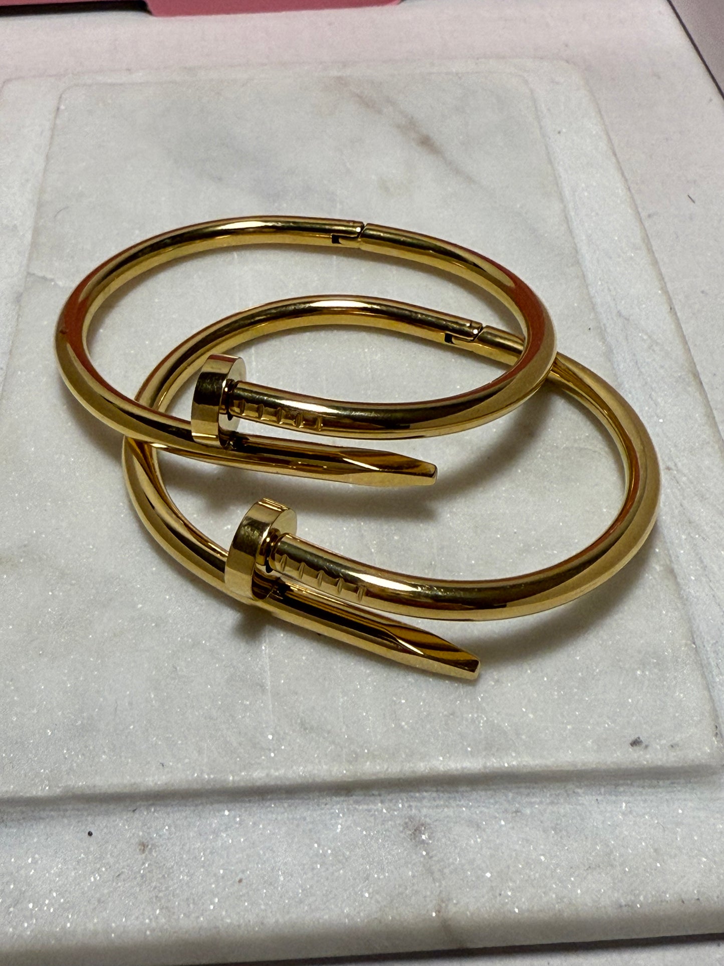 Nail Gold Bracelet