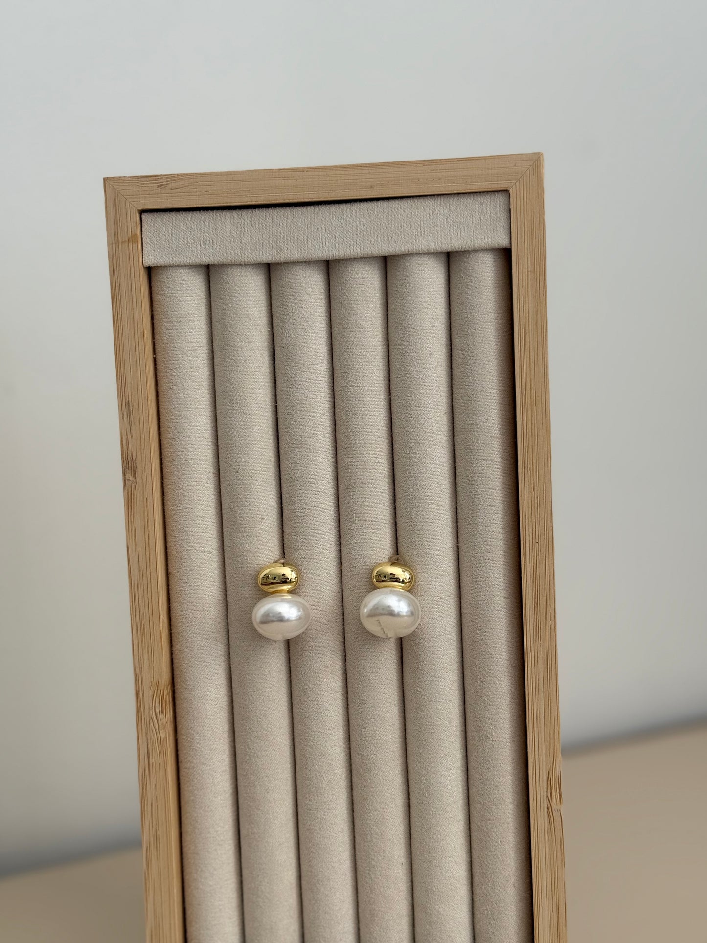 Classic Pearl Earrings