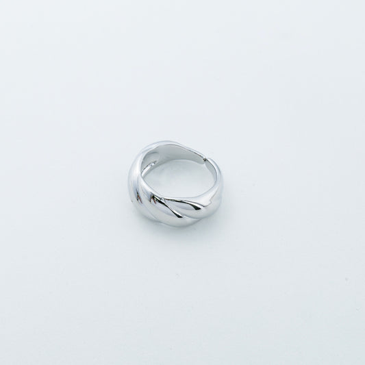 Silver Swirl Elegance Ring